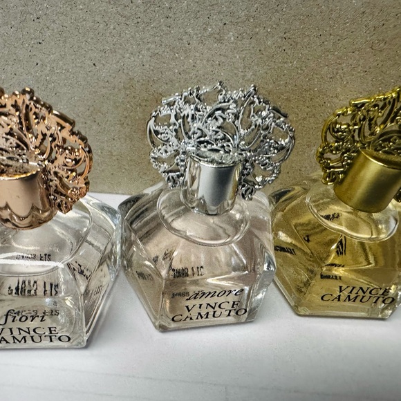 Vince Camuto Set of 3 - Picture 3 of 4